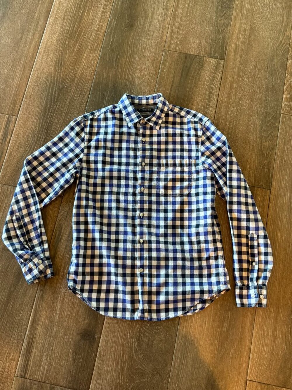 Banana Republic Men's Luxe Flannel Camden Fit blue/white check shirt size small